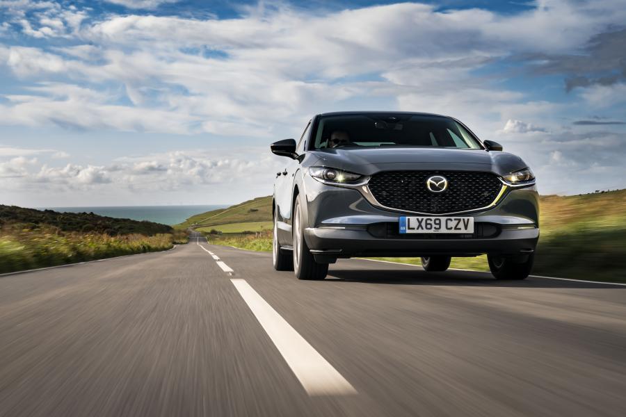  Mazda CX-30 Skyactiv-G 2019 года  (UK) (фото 30 из 93)